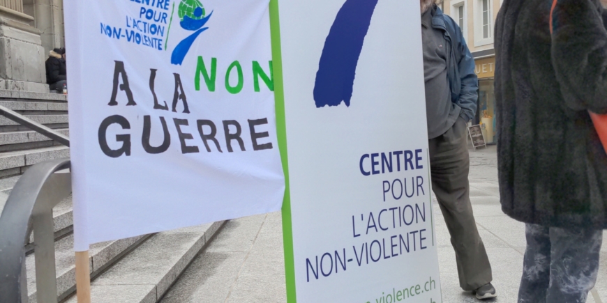 Succès pour le rassemblement silencieux “NON A LA GUERRE” à Lausanne
